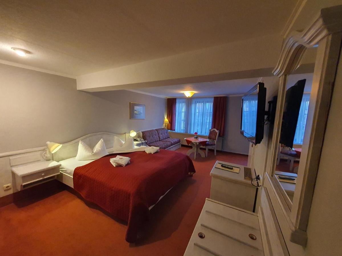 Hotel Zur Goldenen Sonne Quedlinburg Kültér fotó
