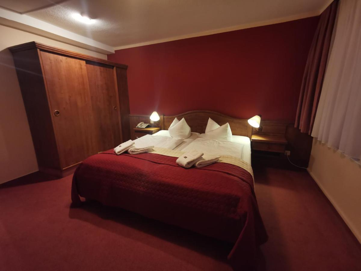 Hotel Zur Goldenen Sonne Quedlinburg Kültér fotó