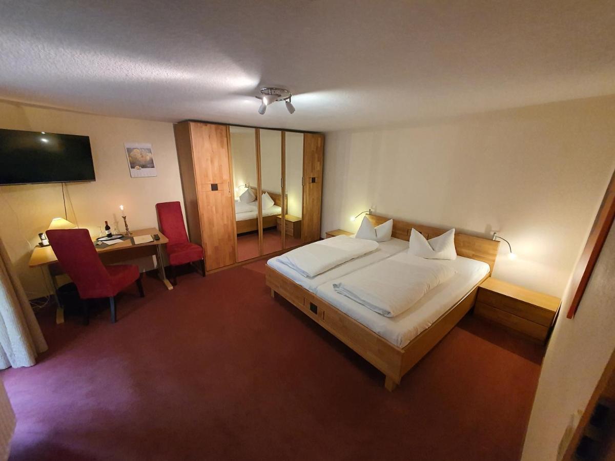 Hotel Zur Goldenen Sonne Quedlinburg Kültér fotó