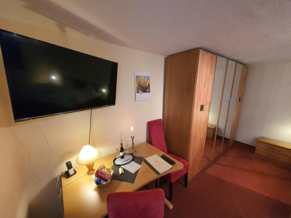 Hotel Zur Goldenen Sonne Quedlinburg Kültér fotó