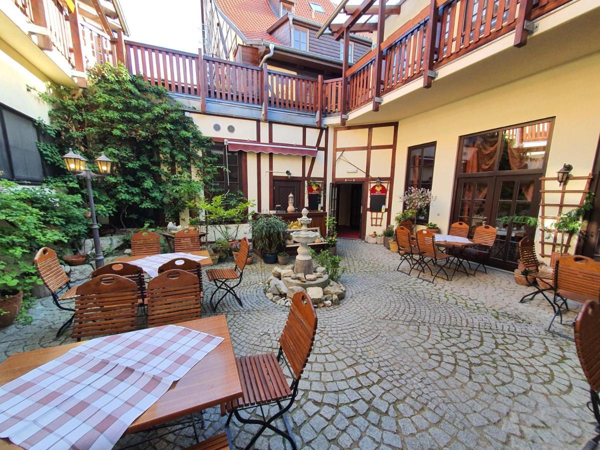 Hotel Zur Goldenen Sonne Quedlinburg Kültér fotó